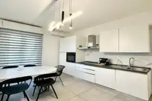 Apartment Dolce Vita- Free Parking, Como