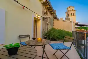 Casa Tonia, Bagnole