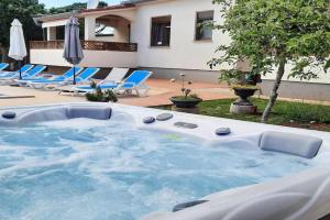 Apartments Rudez - pool - jacuzzi, Stignano di Pola