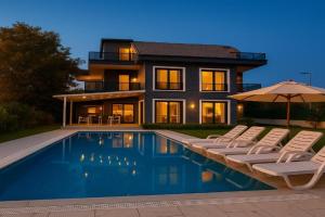 ŞAHNAZ VİLLA Suits Guest house, Belek