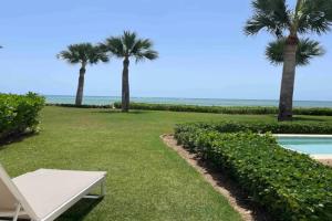 En la playa con piscina Apartments, Punta Cana