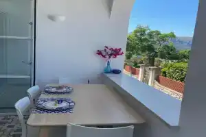 Casa la Felicità, Capri Village