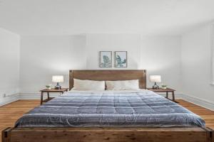 Oakland/University @A Spacious & Modern Private Bedroom with Shared Bathroom, Pittsburgh