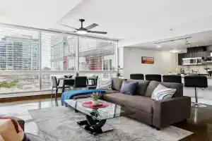 Modern Condo w Balcony - Steps from Stampede Park Guest house, Calgary
