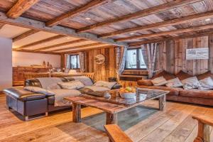 Appartement 112m² 1850, centre, proche pistes, 3 chambres, balnéo, hammam, WIFI - FR-1-631-165 Apartments, Courchevel