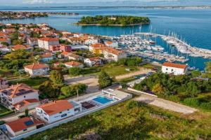 Gorgeous Home In Guest house, Oltre