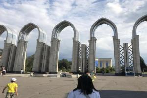 Auezov Apartment, Almaty