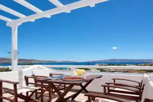 Mirabeli Apartments & Suites, Apollonia