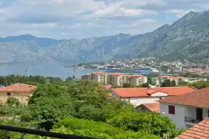 Fjordfront Aerie Apartments, Kotor