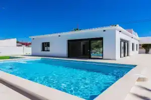 Villa MaJa, Albir