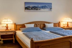 Ferienwohnungen LARA Wohnung 1 Apartments, Wallgau