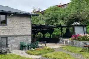 Welcome house, Dilijan