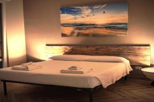 The House of the Waves, Brindisi