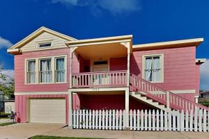 The Vintage Sea Turtle Guest house, Galveston