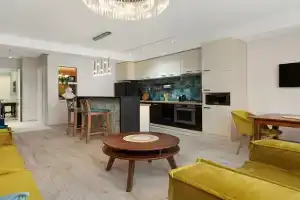 Apartment next to Funicular Station, Tbilisi