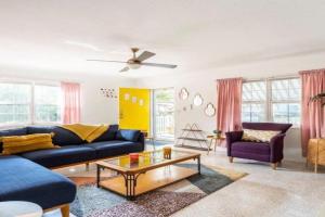 In the Center of Gulfport, Min Away From the Beach! Guest house, Saint Petersburg