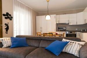 GuestHost - Apt x4 1km from Don Bosco Bus Station!, Torino