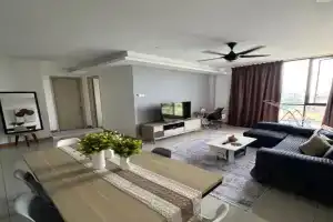 Queen Room At KL Gateway Residence LRT Linked, Kuala Lumpur