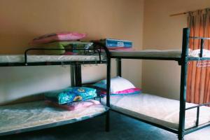 Ahjar only men Hostel, Muscat