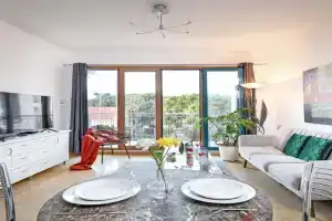 Deluxe 2BR Apt w Pool in Historical Jaffa Apartments, Tel Aviv