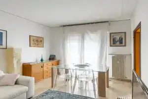 GuestHost - Kris- Bright Apartment with Parking!, Marghera