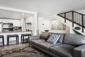 Bright 3BDR Walk to Slopes or Park Guest house, Park City