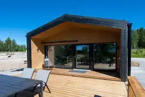 Himoskuutio 4 inc outdoor jacuzzi Guest house, Jamsa