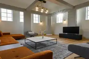 12A, Luxury & Unique, Cinema, Terrace, Stunning View, Central Location! Apart-hotel, Oisterwijk