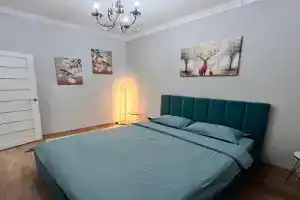 2-h komnatnaya v Zolotom kvadrate Apartments, Almaty