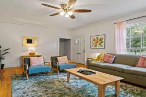 Near University & Dining- Garden District Dwelling, Montgomery