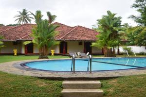 Nick Villa -, Bentota