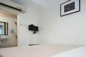 Amrise Hotel, Check in at 10PM, Check out at 9AM, Singapore