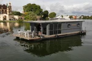 COSY Hannah - Festlieger Hotel, Schwerin