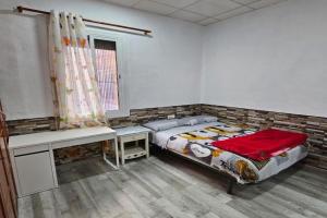 Habitación doble con baño privado Guest house, Cornella de Llobregat