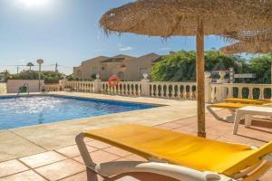 Nice Apartment In Las Lagunas De Mijas, Fuengirola