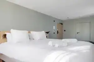 Des Sept - Entrée autonome, réception en ligne - Encore Mieux Apart-hotel, Orleans