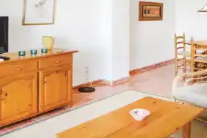 2 Bedroom Cozy Apartment In, Torrevieja
