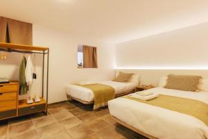 Bravissimo Mercadal, one-bedroom plus sofa bed, Girona