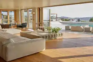 Casa Aurelia, Mykonos City