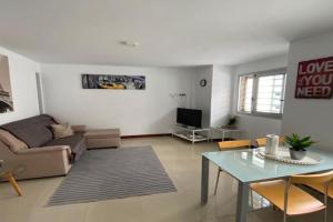 Bright lovely quiet flat very centric in SC Apartments, La Laguna