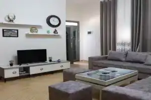Dogra Apartment In City Centre, Berat