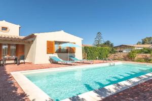 Holiday Home Romeo by Interhome, Budoni