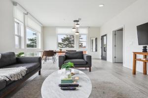 Highline Hideaway | Espadin LoHi Guest house, Denver