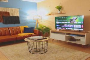 Calm Japandi Retreat With Patio, Near Downtown Apartments, Sarasota