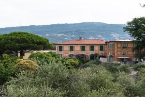 Villa Smeralda - Luxury on the Italian Riviera, Lavagna