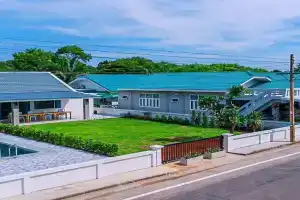 Sealife4 Beach Pool Villa, Rayong City