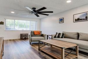 Modern Retreat near UofO, Autzen Stadium, Amazon Park #2 Apartments, Eugene