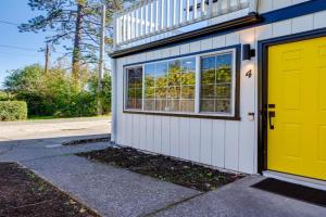 UO, Autzen Stadium, Matthew Knight Arena, Amazon Park #4 Apartments, Eugene