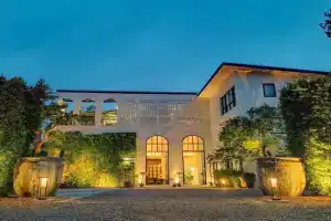 O2 The Residence โอทู เดอะ เรสซิเดนซ์ Hotel, Kanchanaburi City