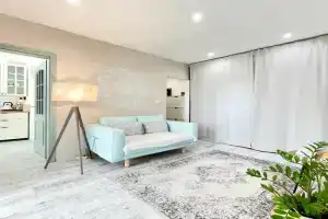 Family-Friendly Apartment with Free parking in, Bratislava